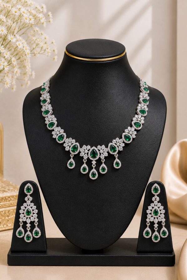Emerald Green Stone Floral Necklace Set