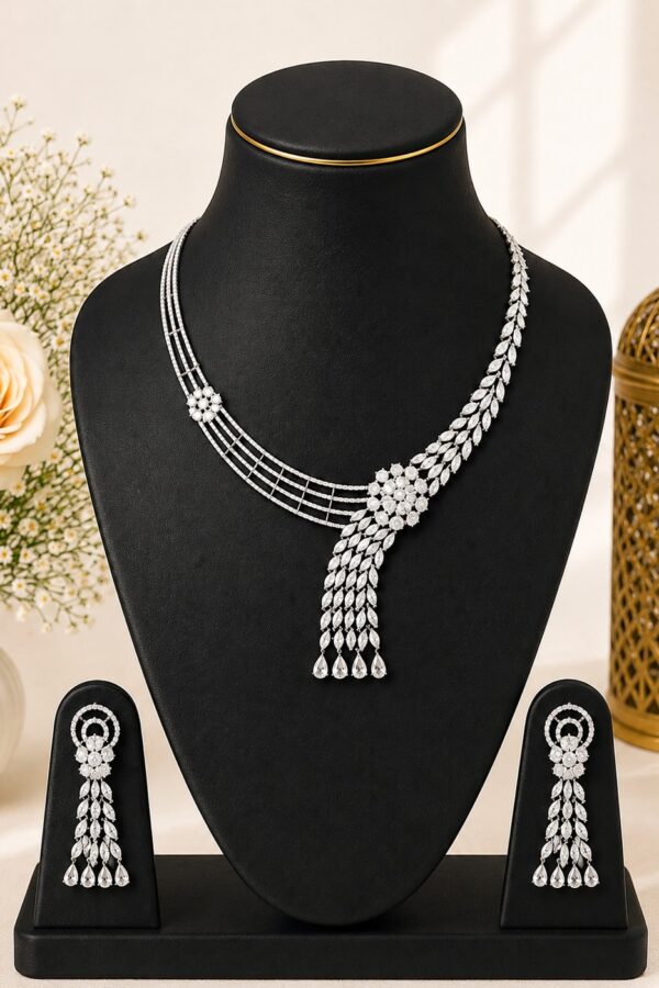 White Stone Leaf Necklace Set