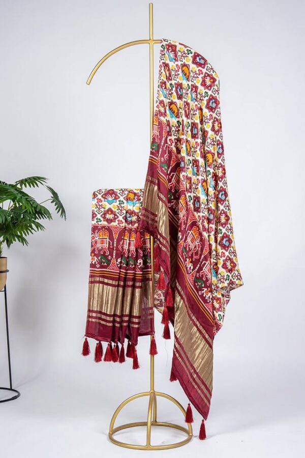 gaji silk dupatta white maroon