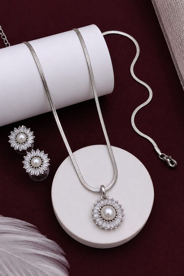 Pearl Flower AD Pendant Set